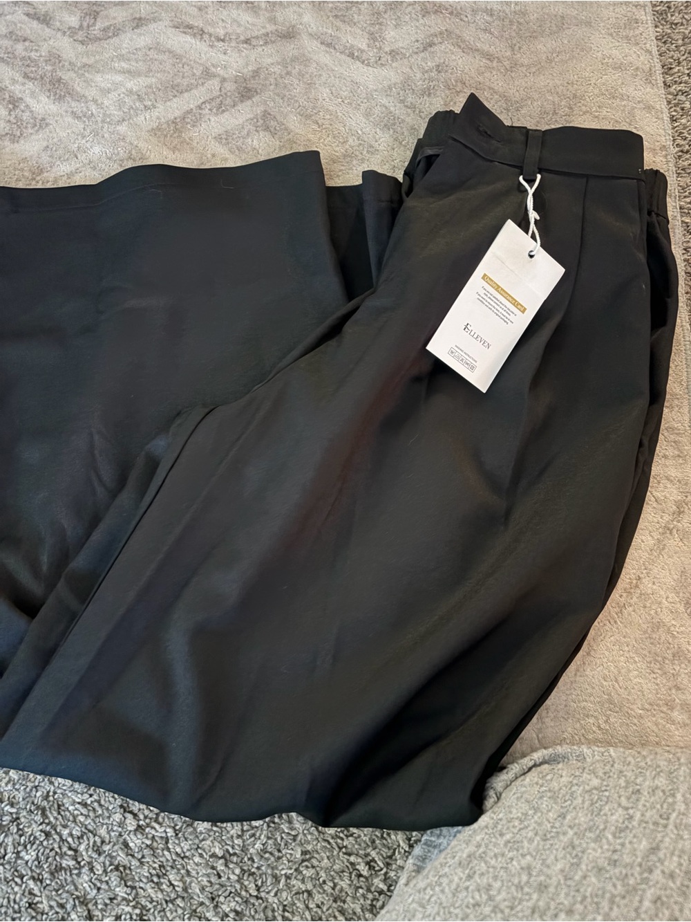 Elleven NWT Black Pleated Wide Leg High Waist Trousers Pants Size S